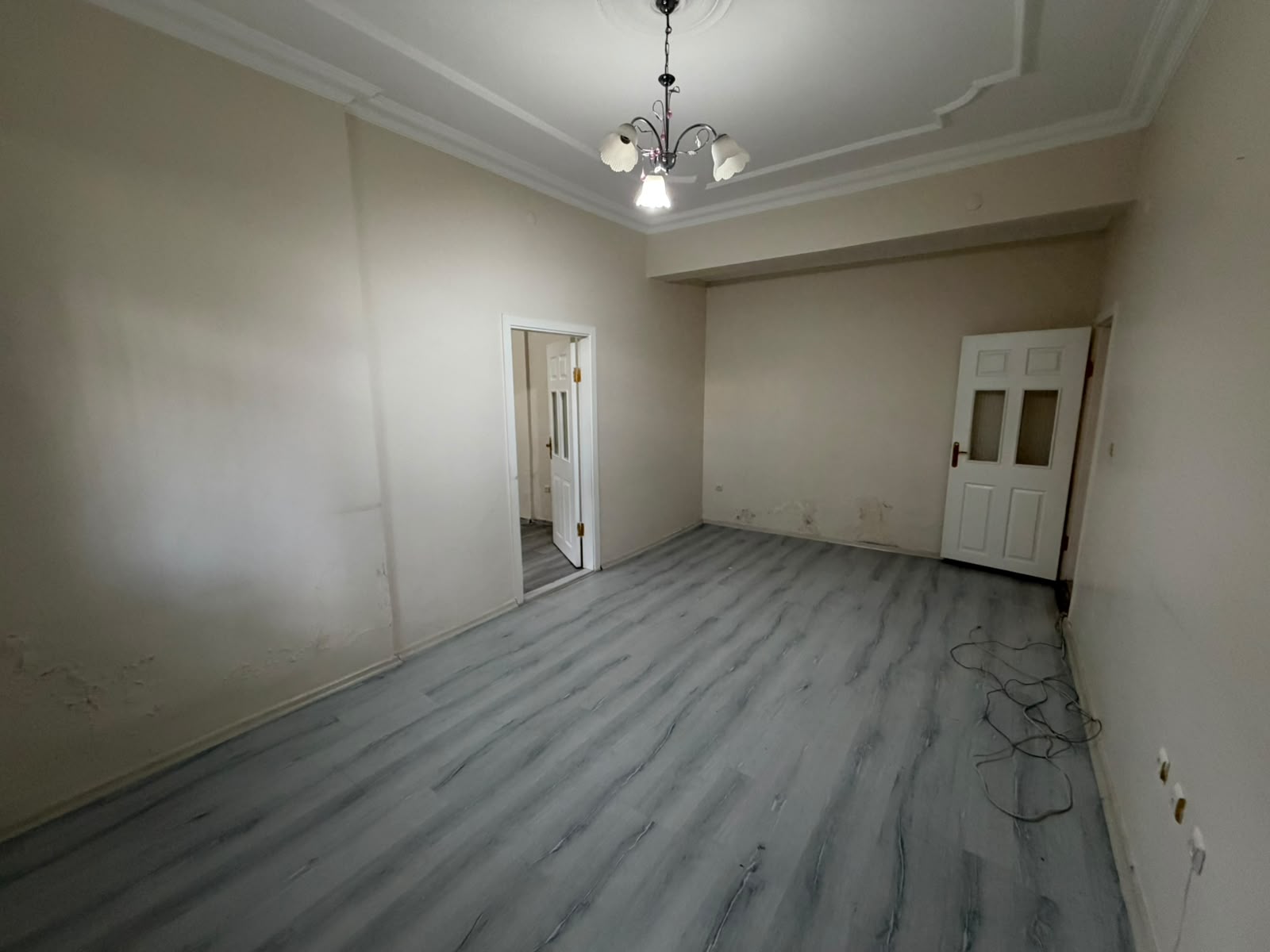 ŞÜKRÜPAŞA'DA KİRALIK DAİRE